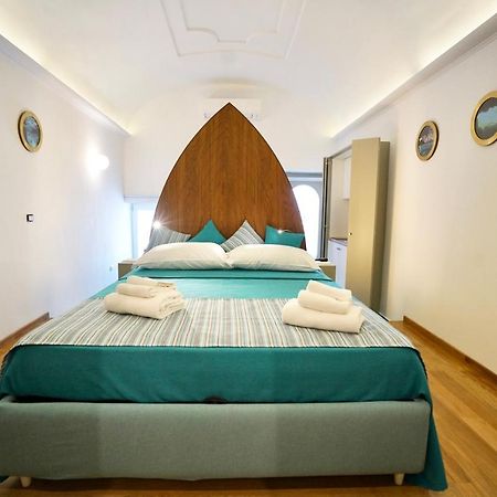 Grotta Verde Luxury Suite By Caprirooms מראה חיצוני תמונה